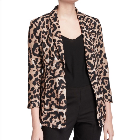 The Fierce Leopard One-Button 3/4-Sleeve Jacket - Picture 3 of 9